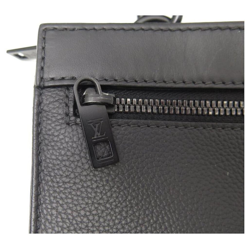 LV Replica Messenger Bag Aerogram Black PU Leather